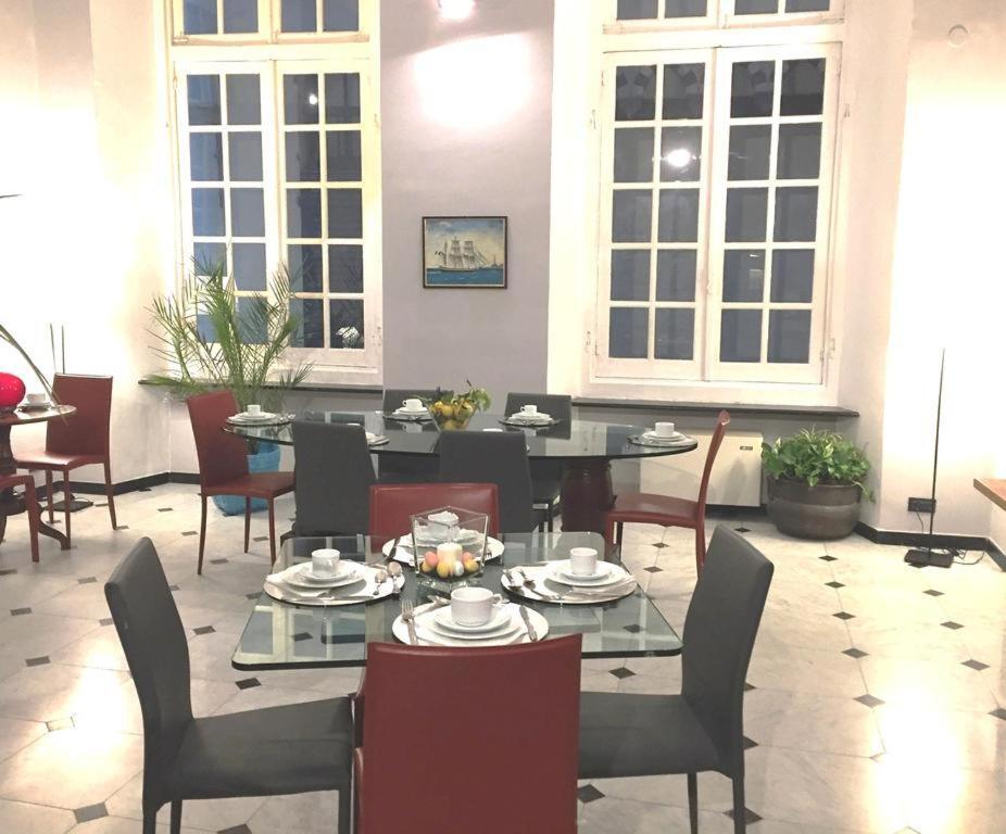 Chiossone Suites Генуа Екстериор снимка