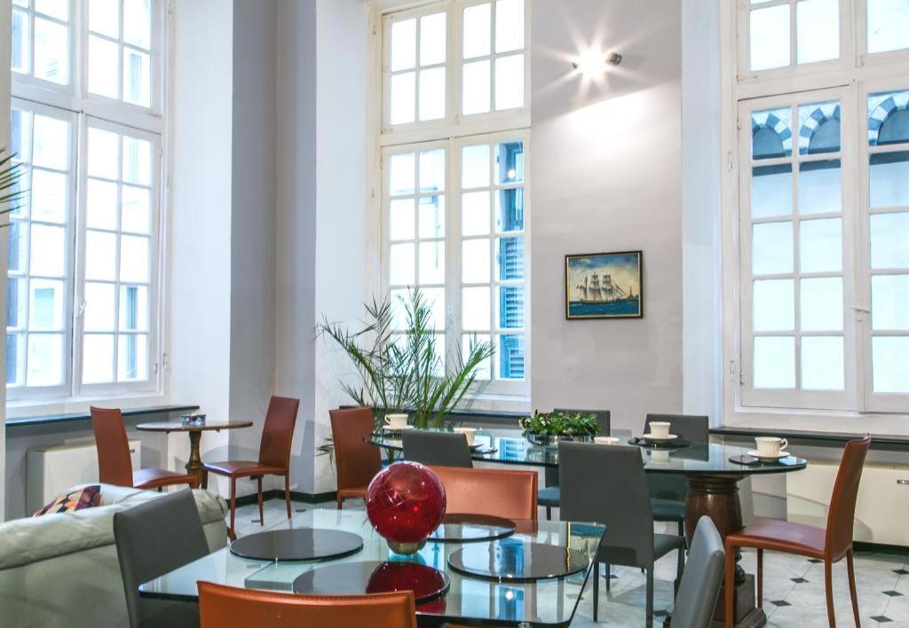 Chiossone Suites Генуа Екстериор снимка